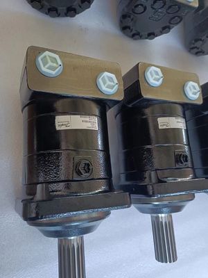 Hydraulik-Orbitmotor mit 108-533 Nm Drehmoment und Keilwelle für langlebige Gusseisenkonstruktion